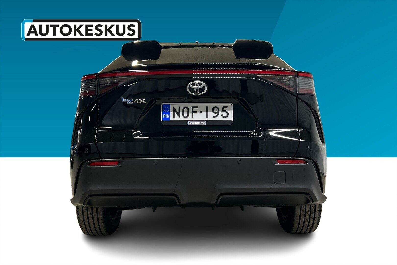 Toyota bZ4X iso kuva 2