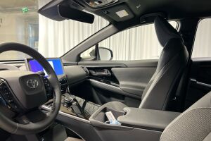 Toyota bZ4X esikatselu 7