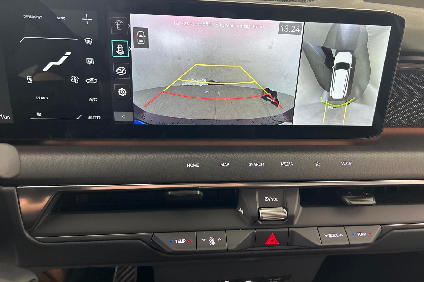KIA EV9 iso kuva 18