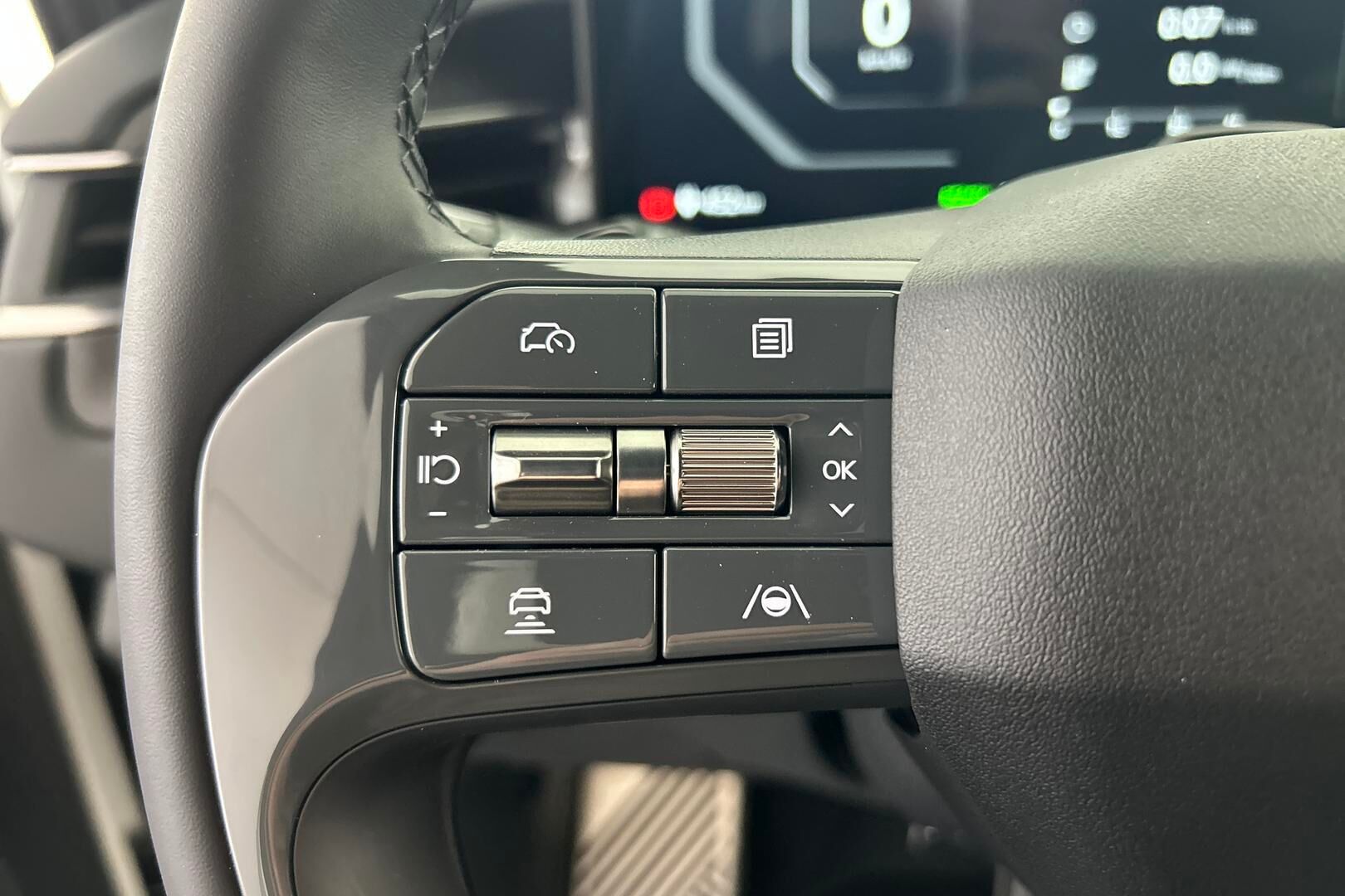 KIA EV9 iso kuva 21