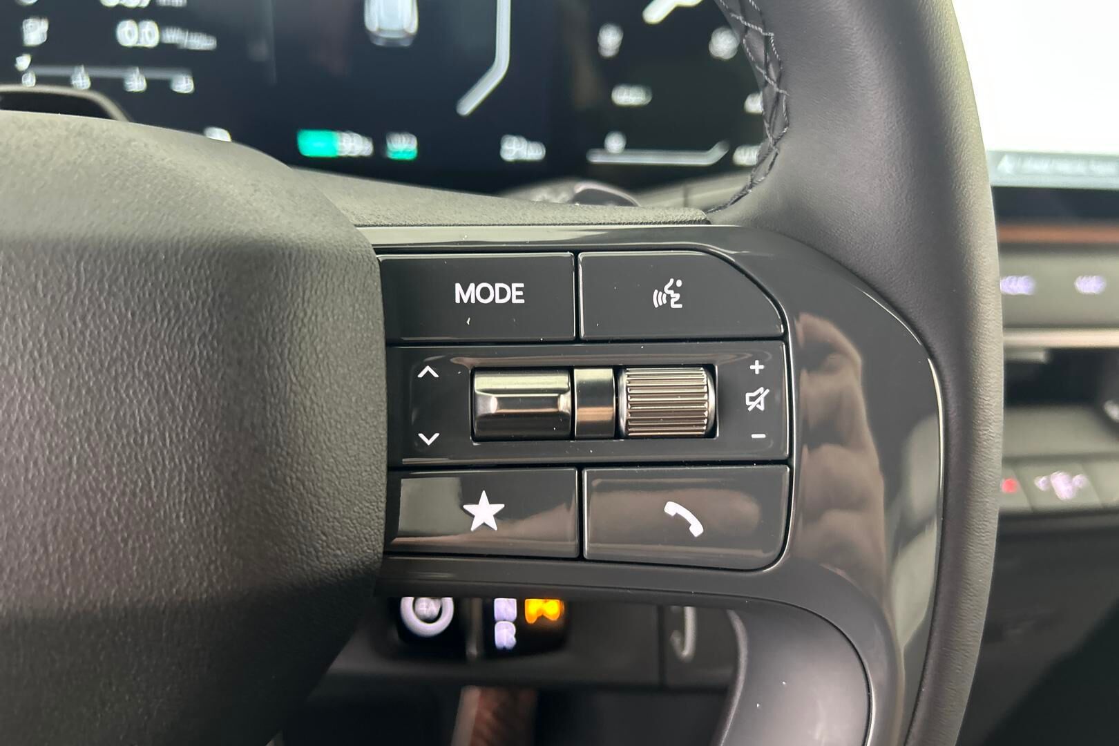 KIA EV9 iso kuva 22