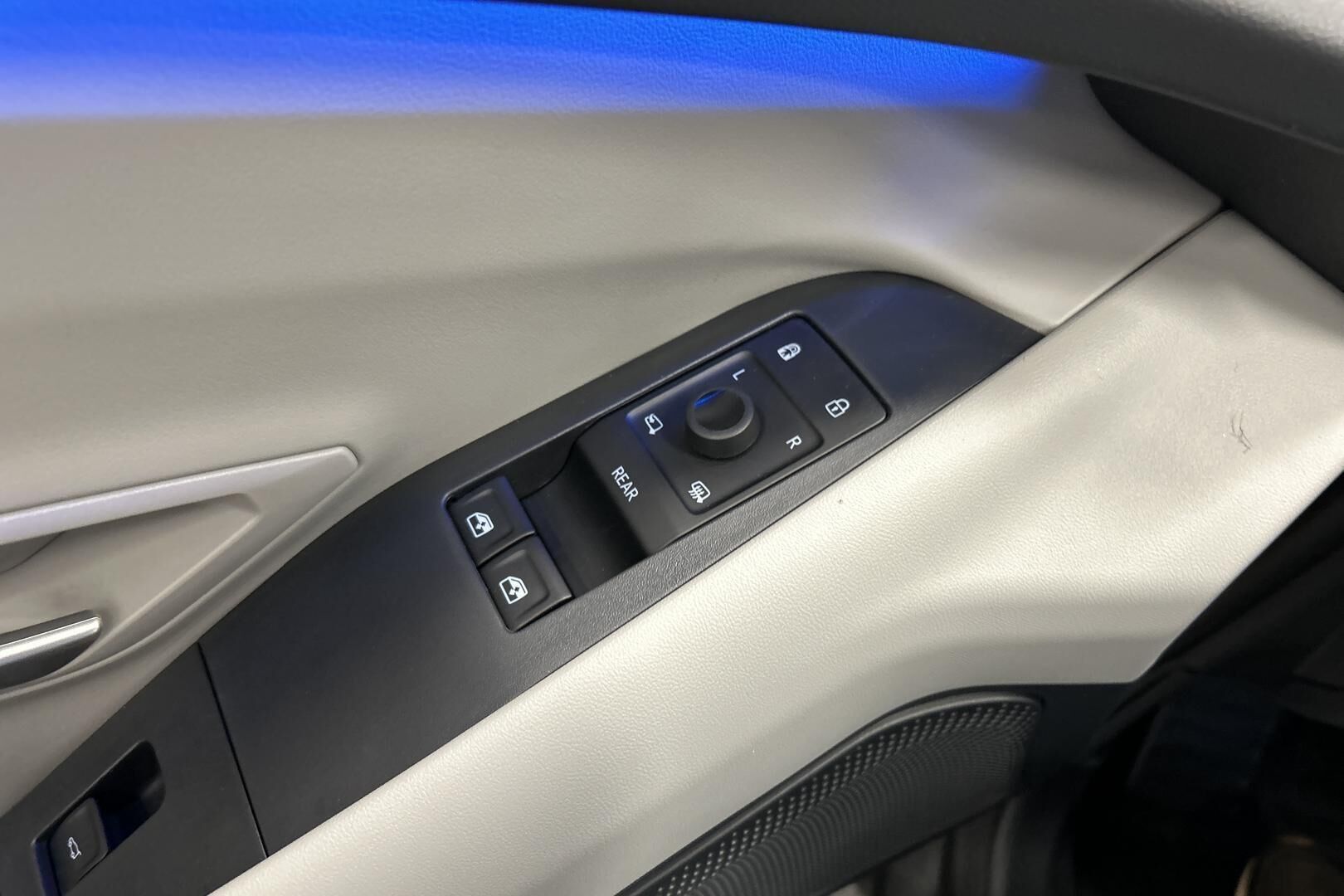 Ford Capri iso kuva 24