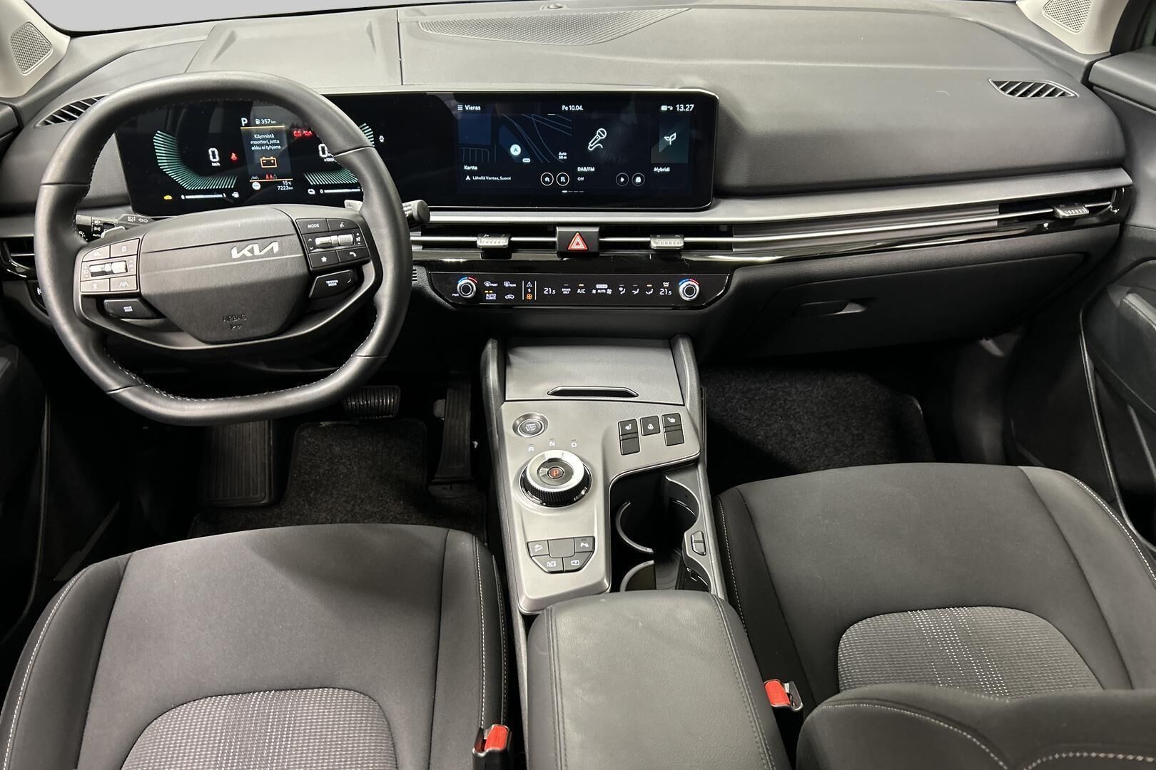 Kia Sportage iso kuva 9