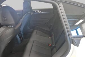 BMW I4 M50 esikatselu 21