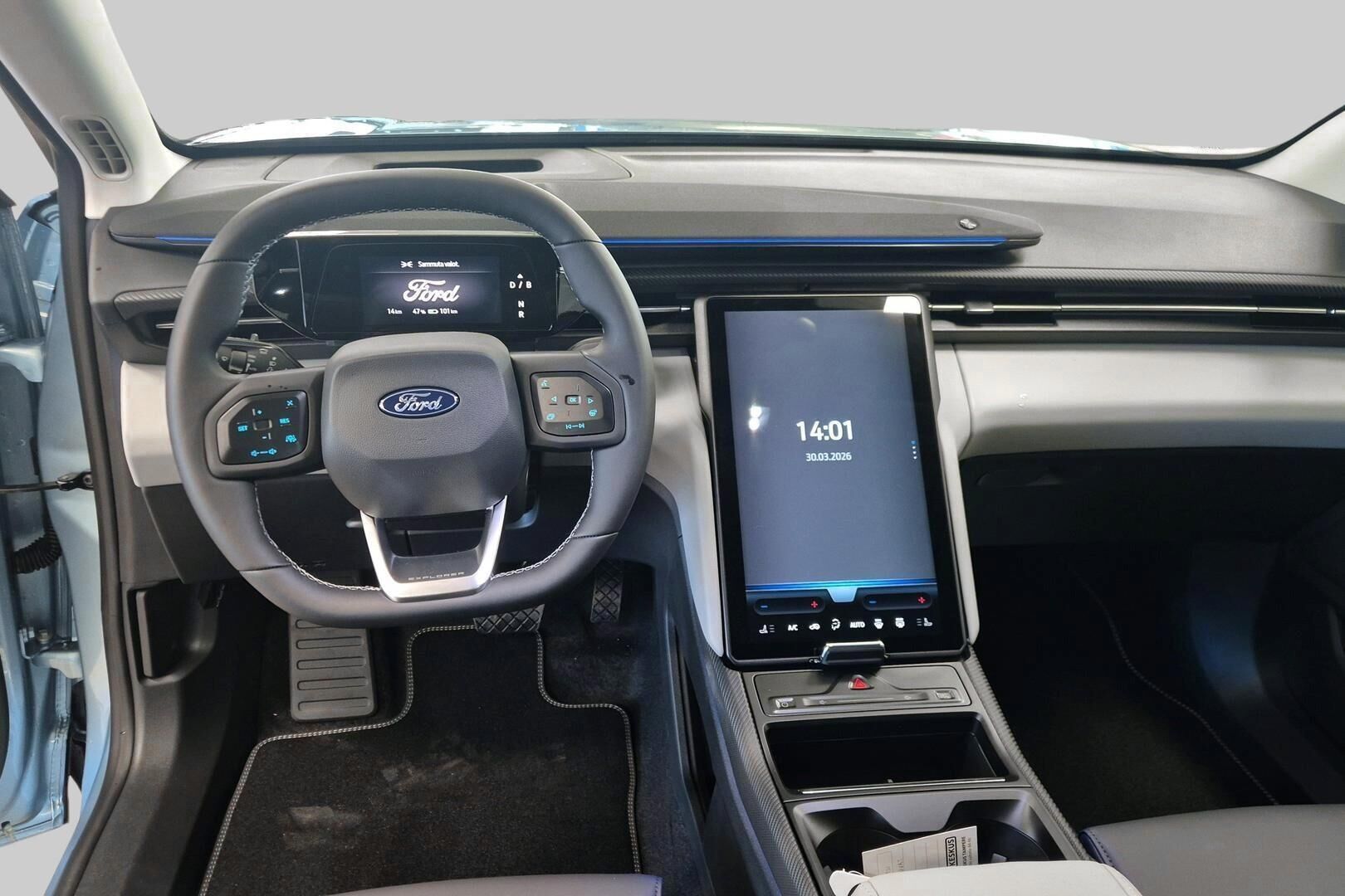 Ford Explorer iso kuva 10