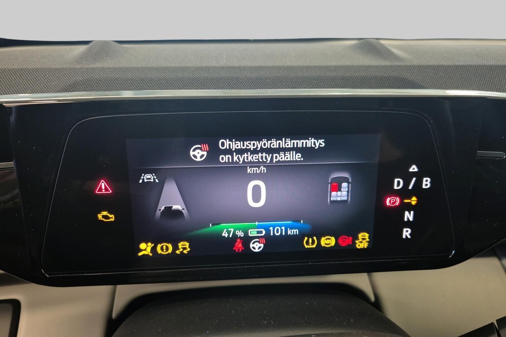 Ford Explorer iso kuva 13