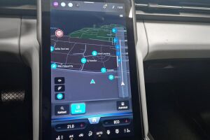 Ford Explorer esikatselu 14