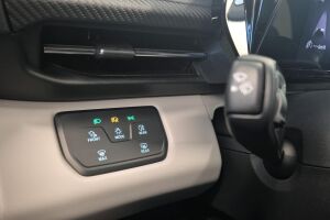 Ford Explorer esikatselu 20