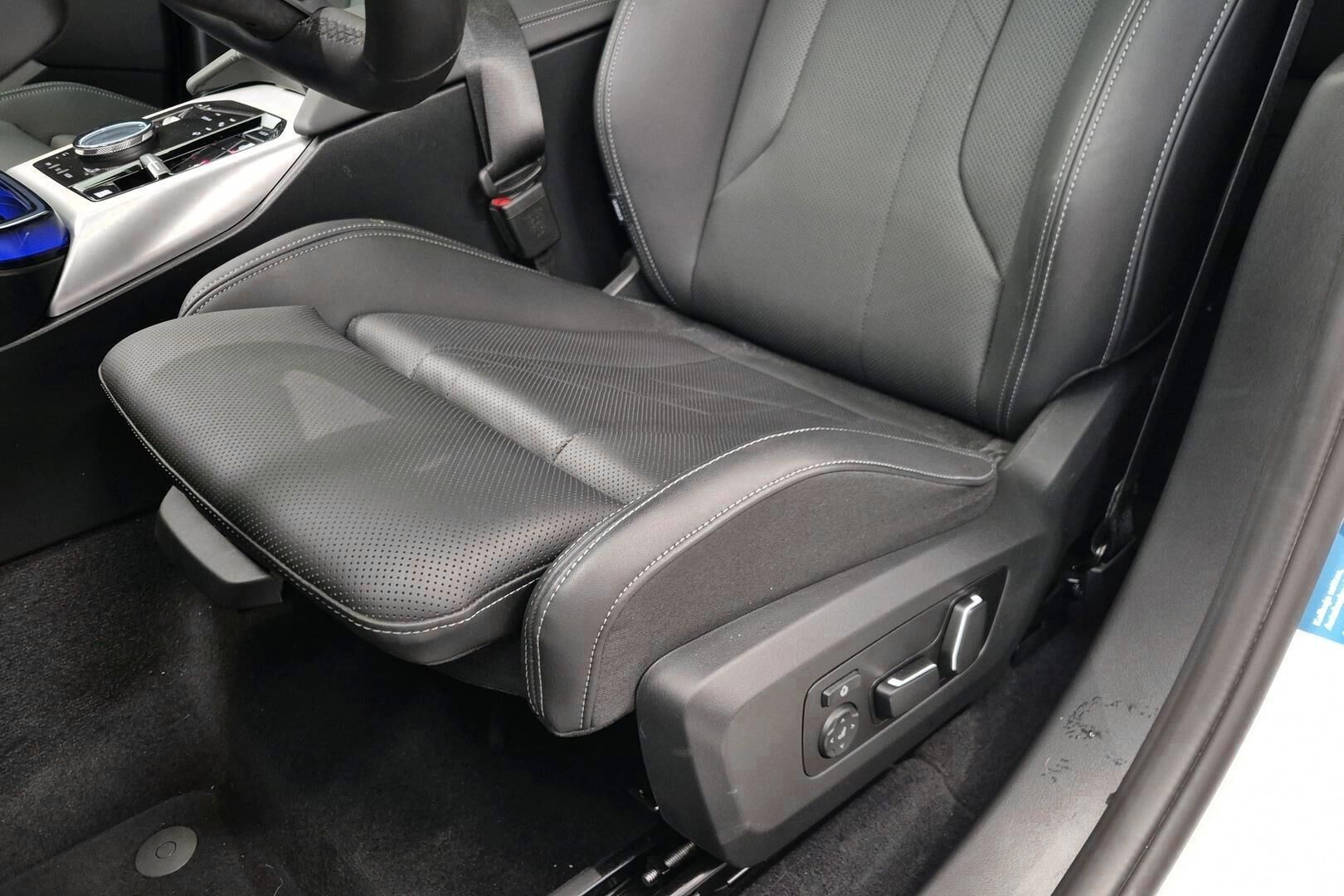 BMW X3 iso kuva 20