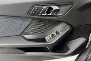 BMW 1-sarja esikatselu 12