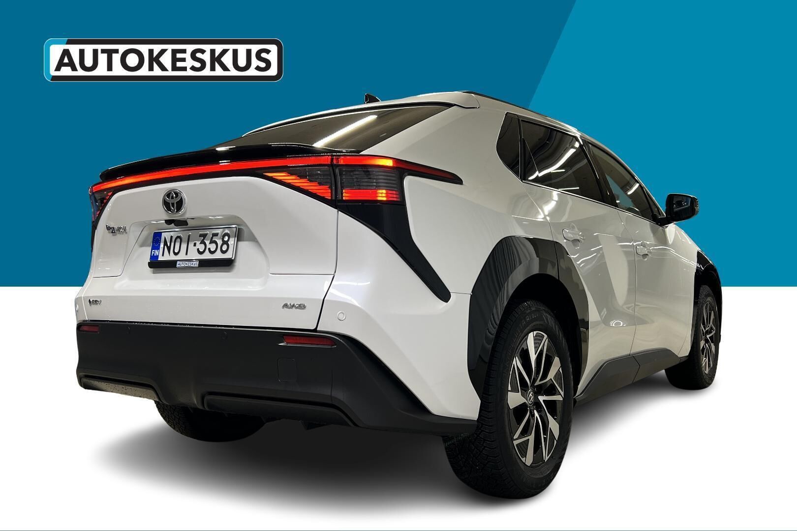 Toyota bZ4X iso kuva 13