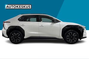 Toyota bZ4X esikatselu 3