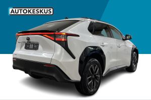 Toyota bZ4X esikatselu 4