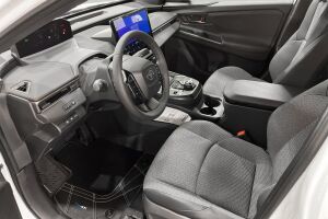 Toyota bZ4X esikatselu 8