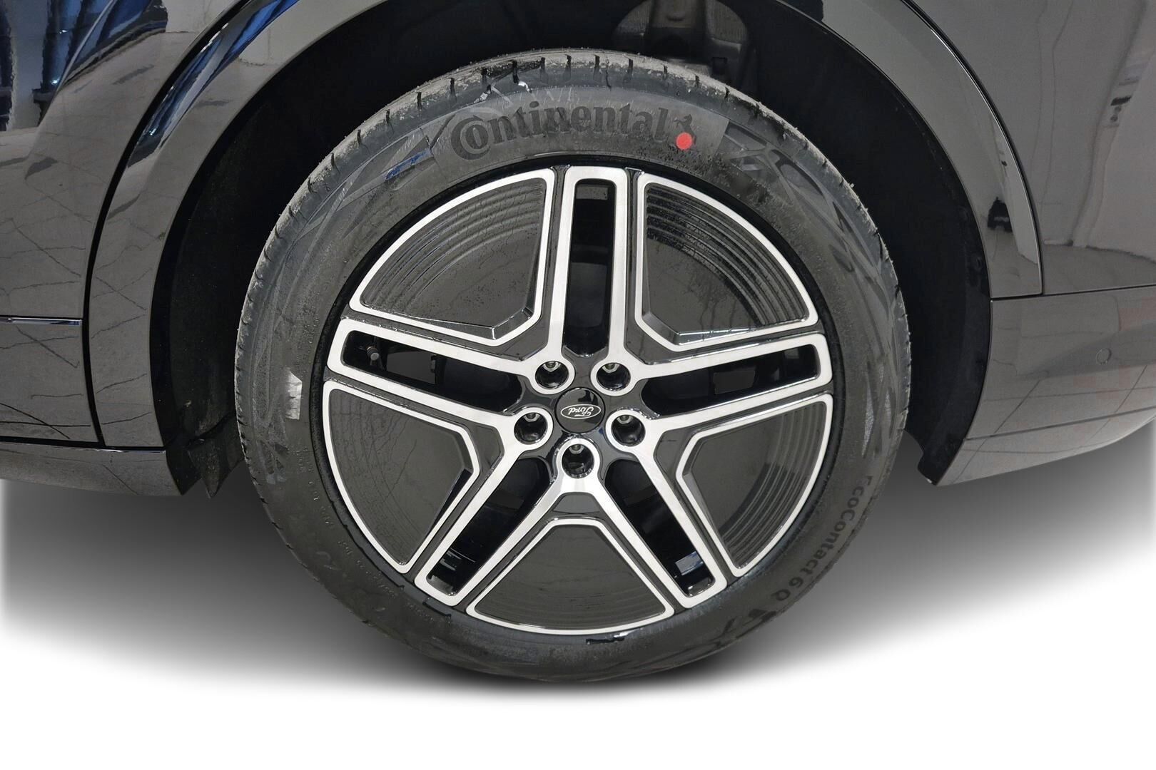 Ford Capri iso kuva 12