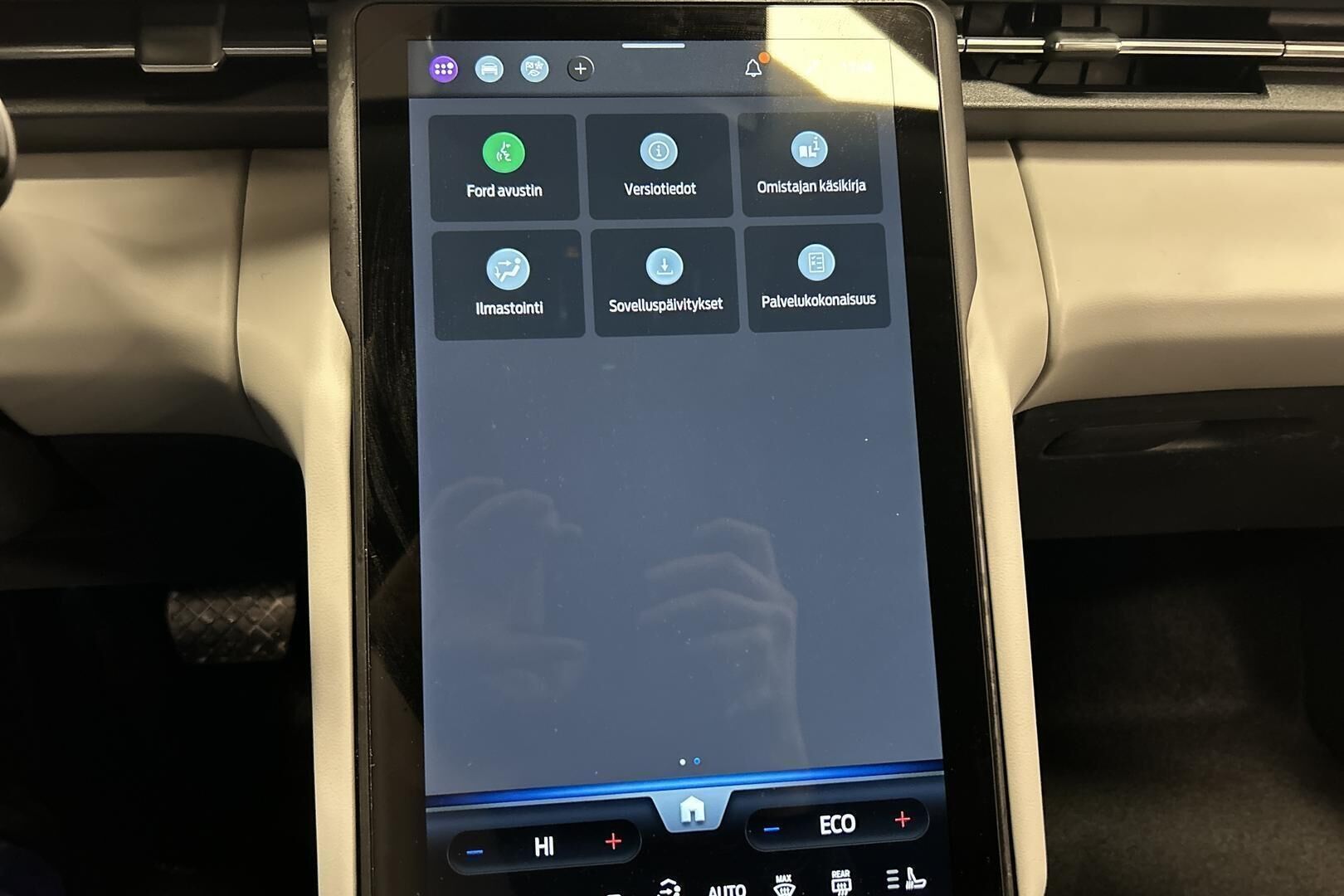 Ford Explorer iso kuva 10