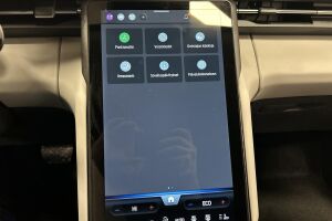 Ford Explorer esikatselu 10