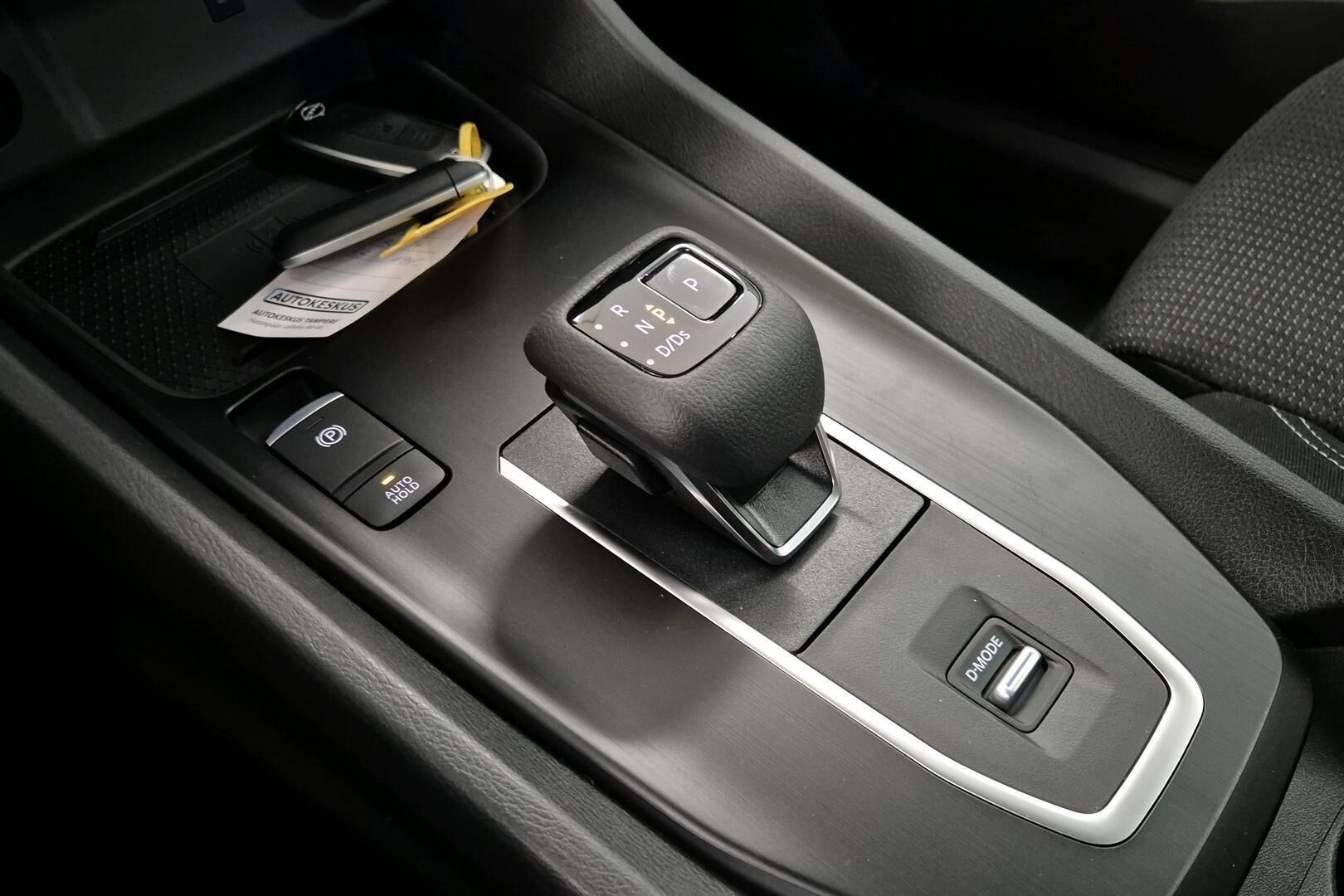 Nissan Qashqai iso kuva 16