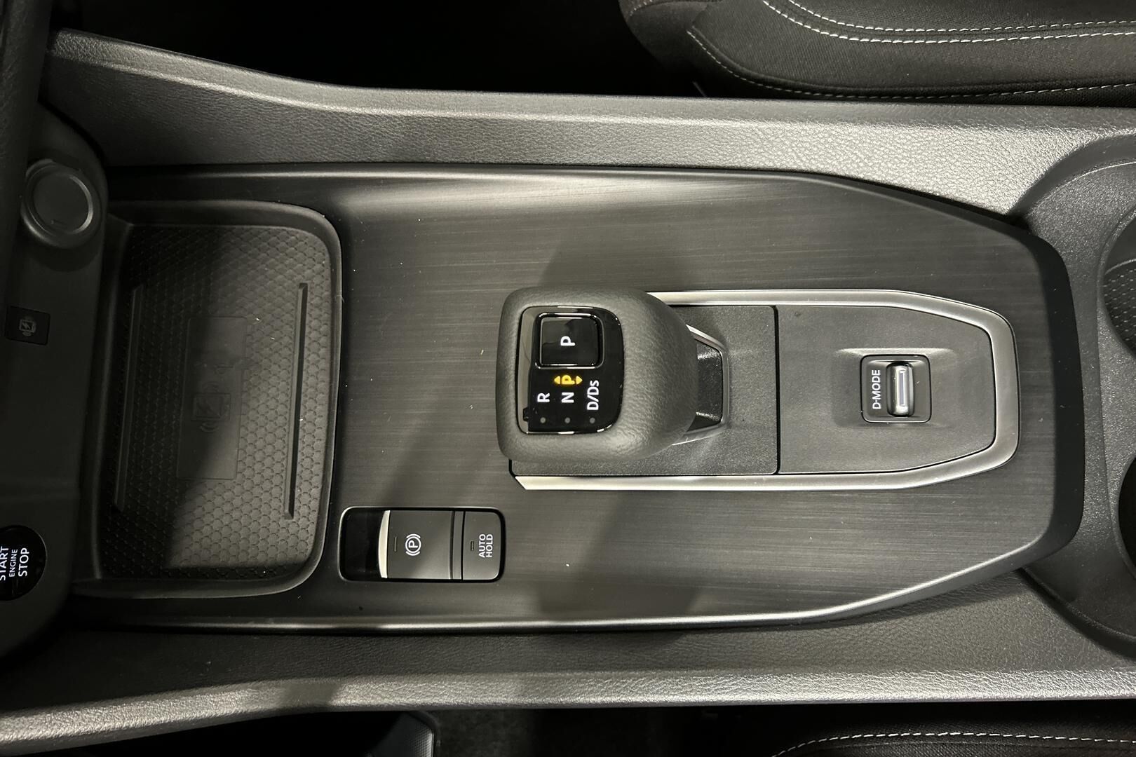 Nissan Qashqai iso kuva 15