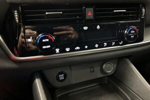 Nissan Qashqai esikatselu 16