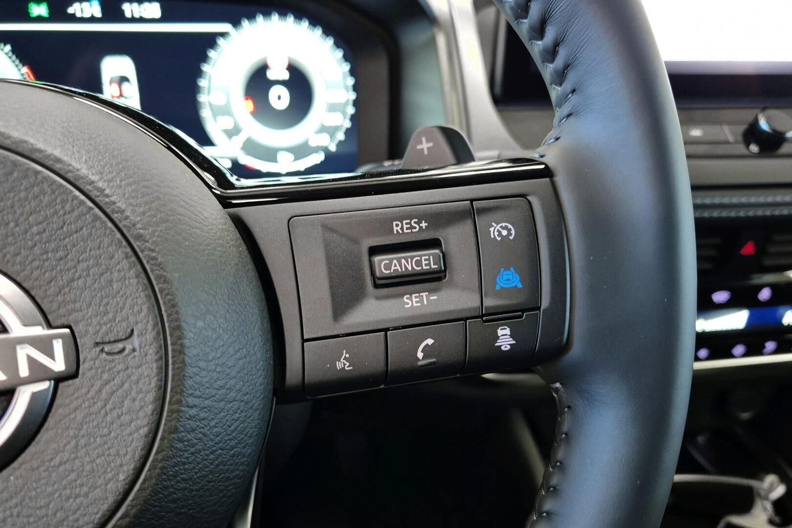 Nissan Qashqai iso kuva 13