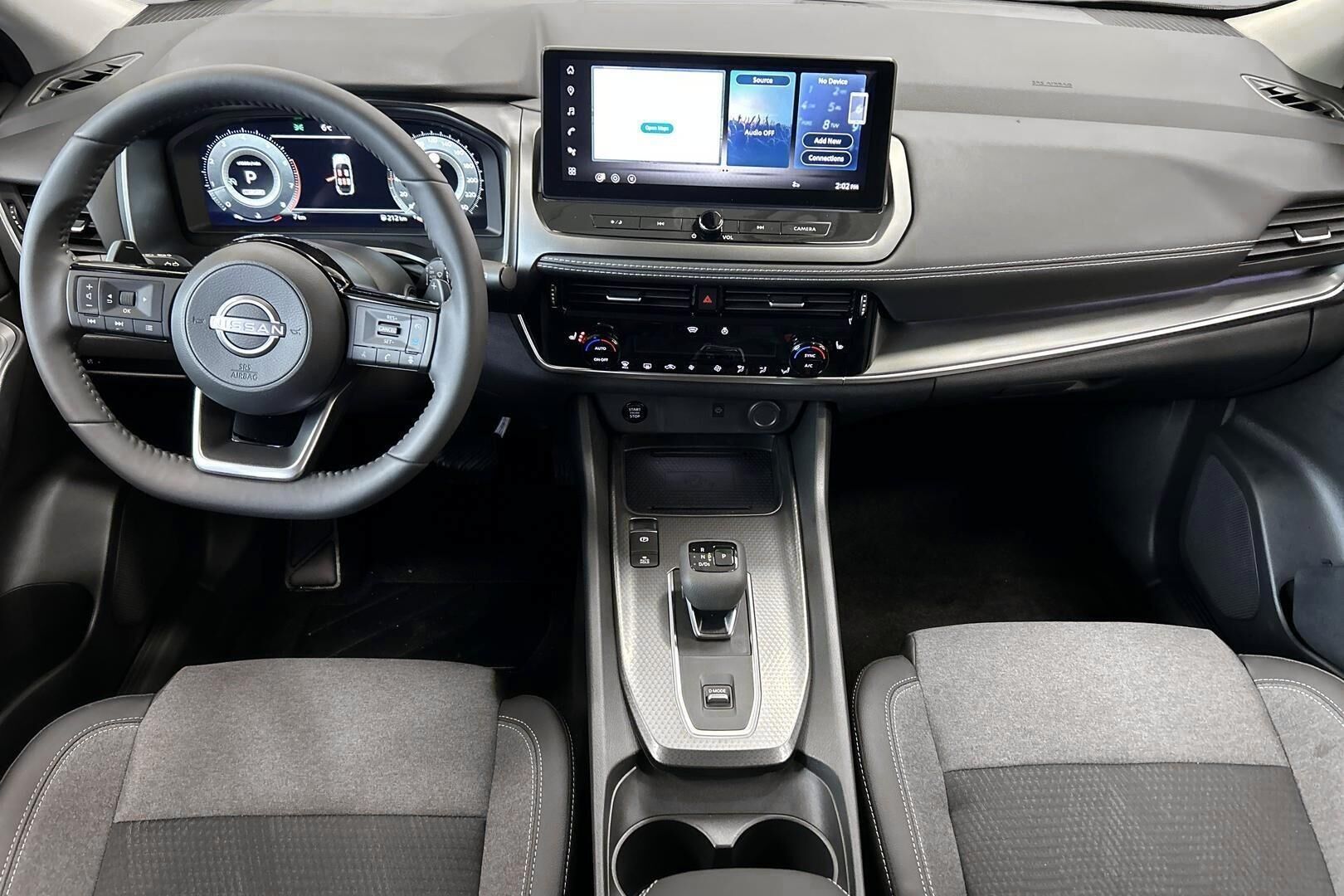 Nissan Qashqai iso kuva 10