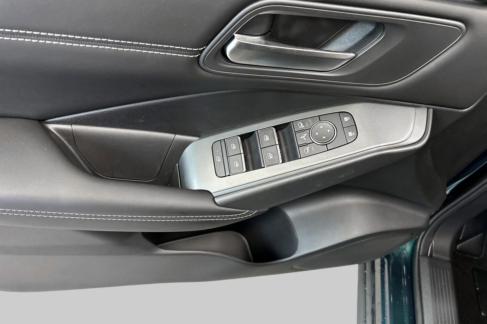 Nissan Qashqai iso kuva 30