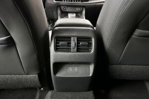 Nissan Qashqai esikatselu 32