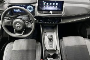 Nissan Qashqai esikatselu 10