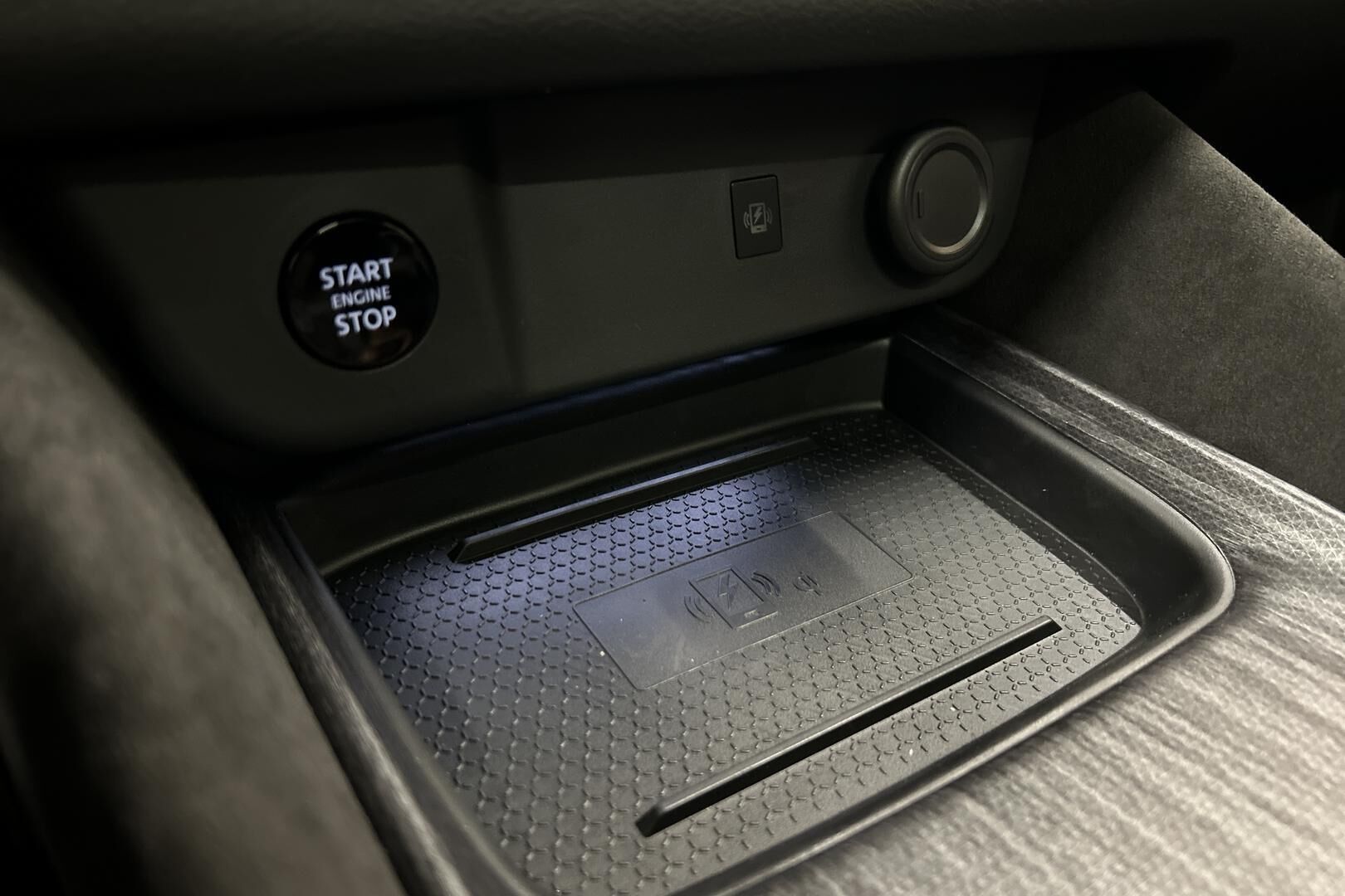 Nissan Qashqai iso kuva 10