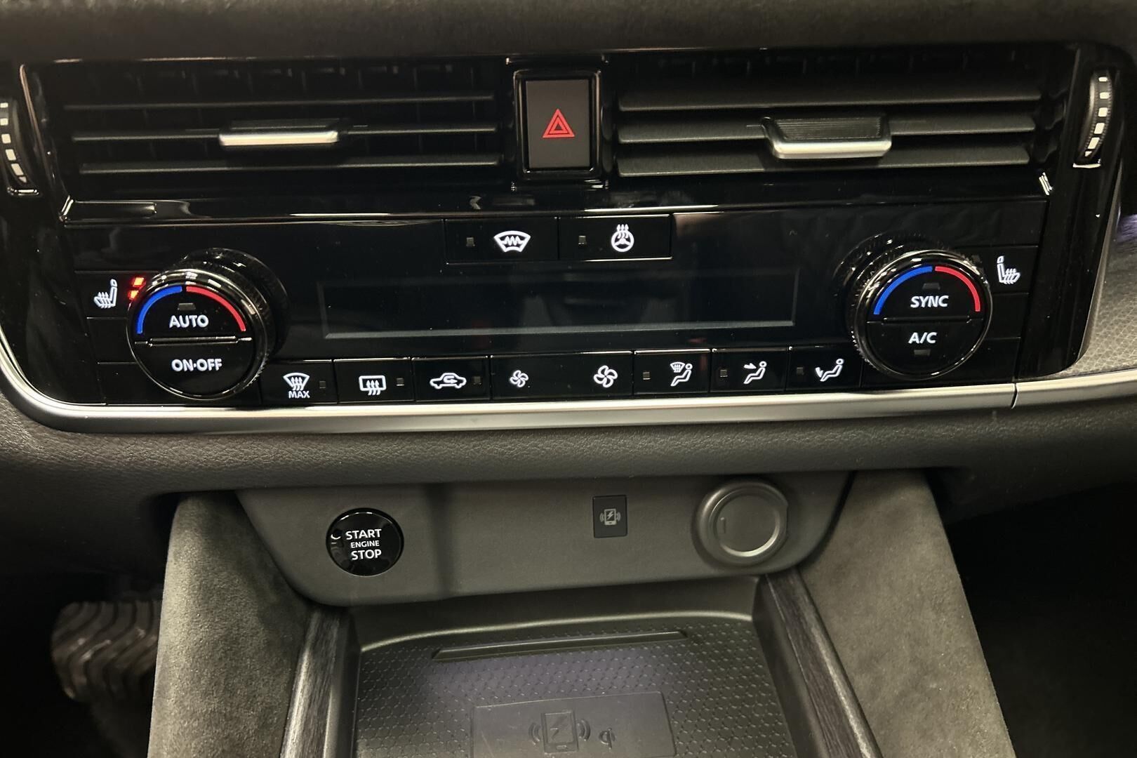 Nissan Qashqai iso kuva 15