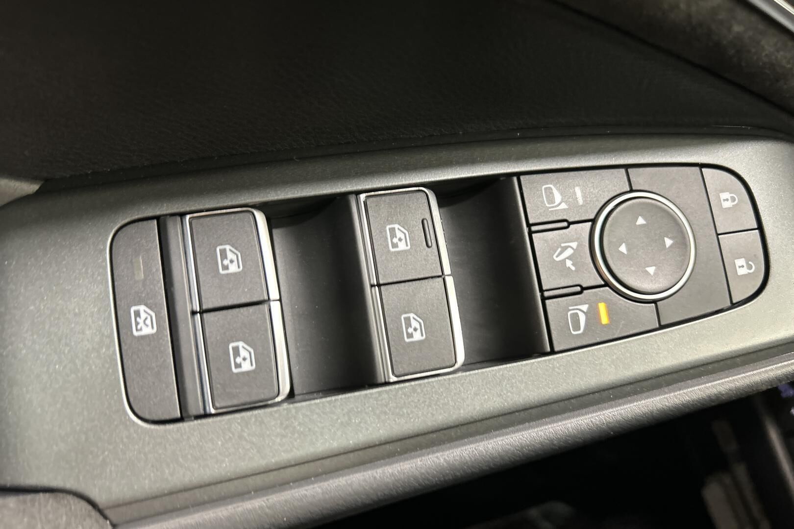 Nissan Qashqai iso kuva 20