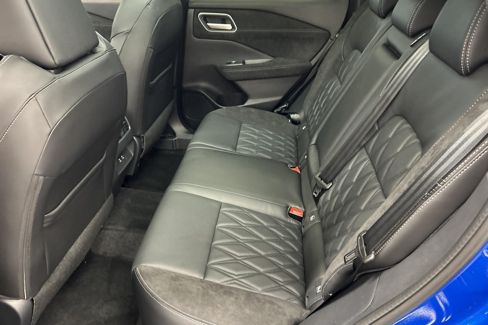 Nissan Qashqai iso kuva 9