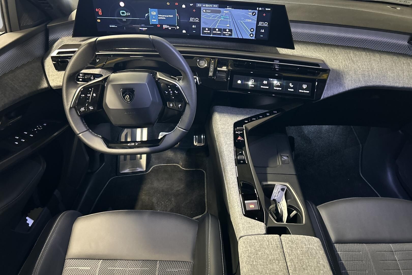 Peugeot 5008 iso kuva 14