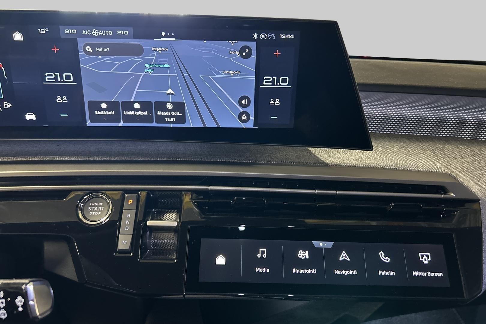 Peugeot 5008 iso kuva 16