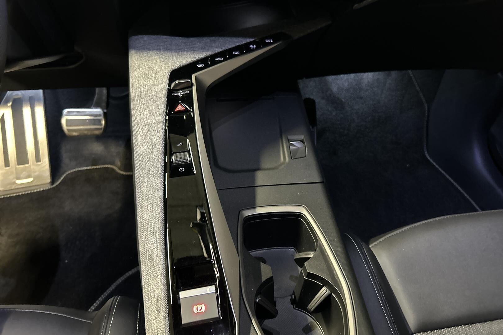 Peugeot 5008 iso kuva 20