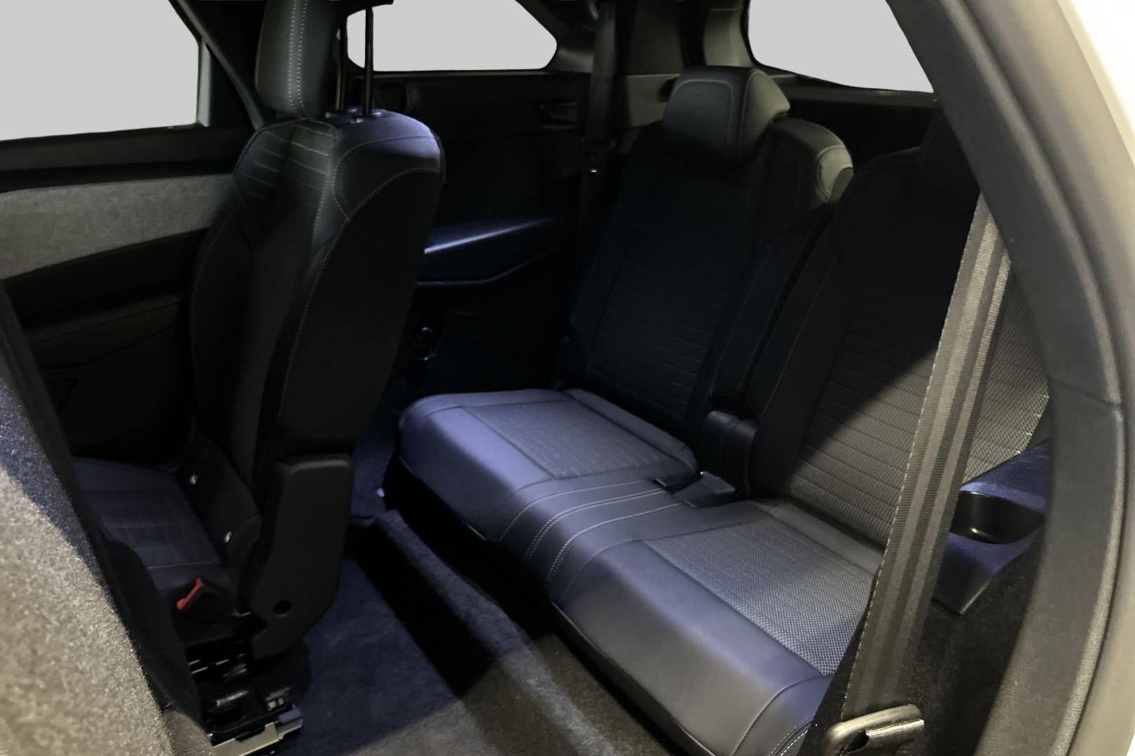 Peugeot 5008 iso kuva 29