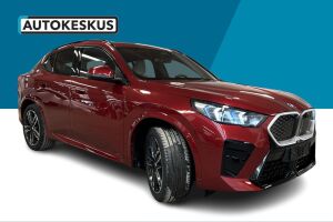 BMW iX2 esikatselu 10