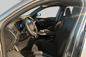 BMW iX2 esikatselu 11