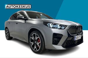 BMW iX2 esikatselu 2