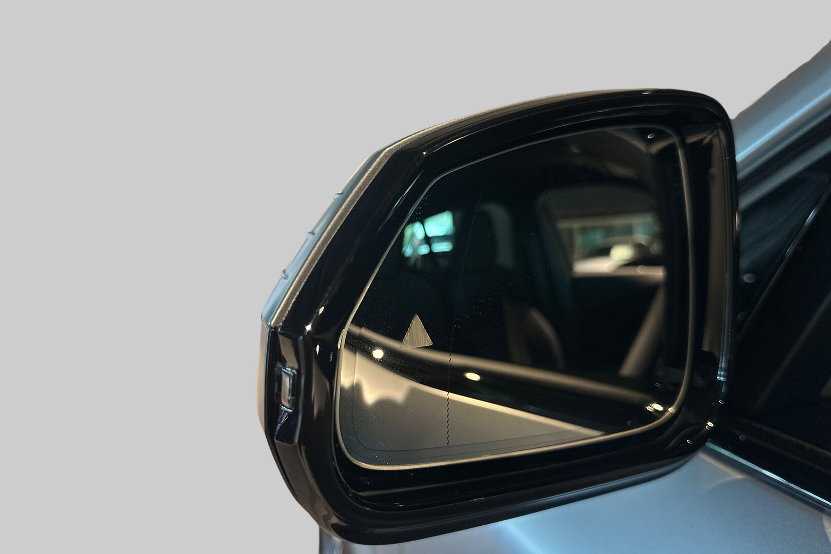 BMW iX2 iso kuva 20