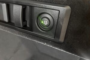 BMW i4 esikatselu 13