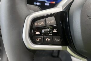 BMW i4 esikatselu 19