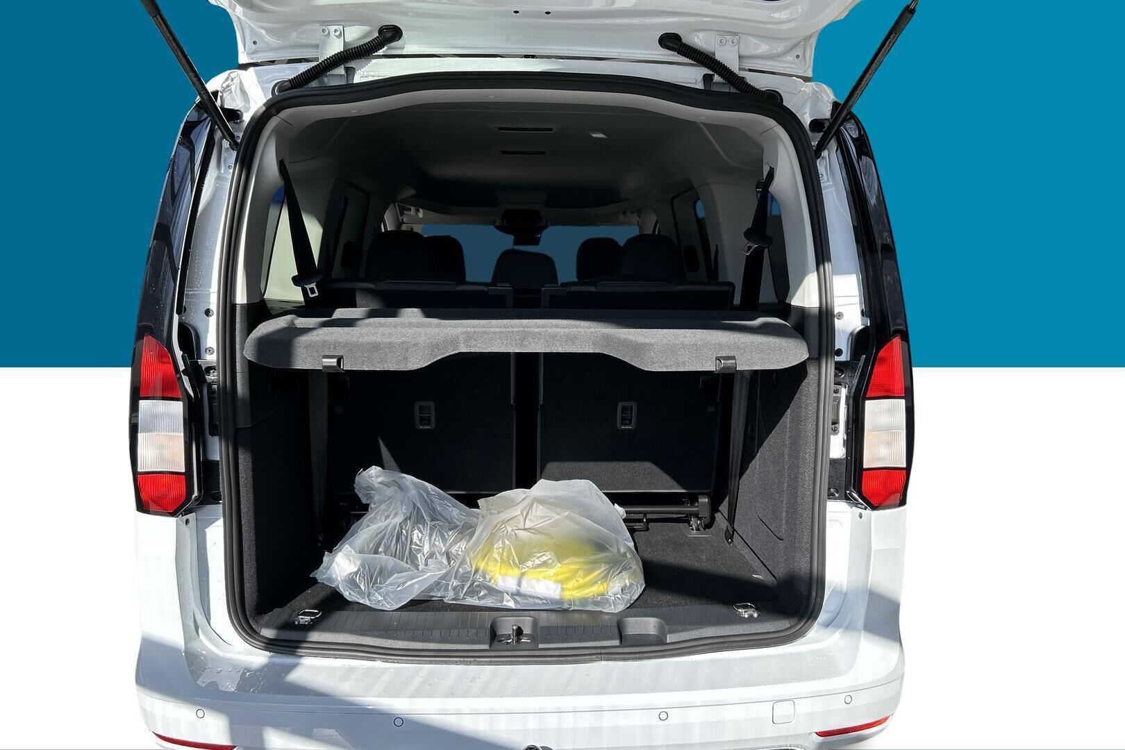 Ford Grand Tourneo Connect iso kuva 11