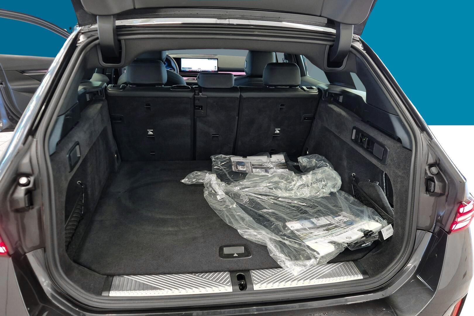 BMW I5 iso kuva 9