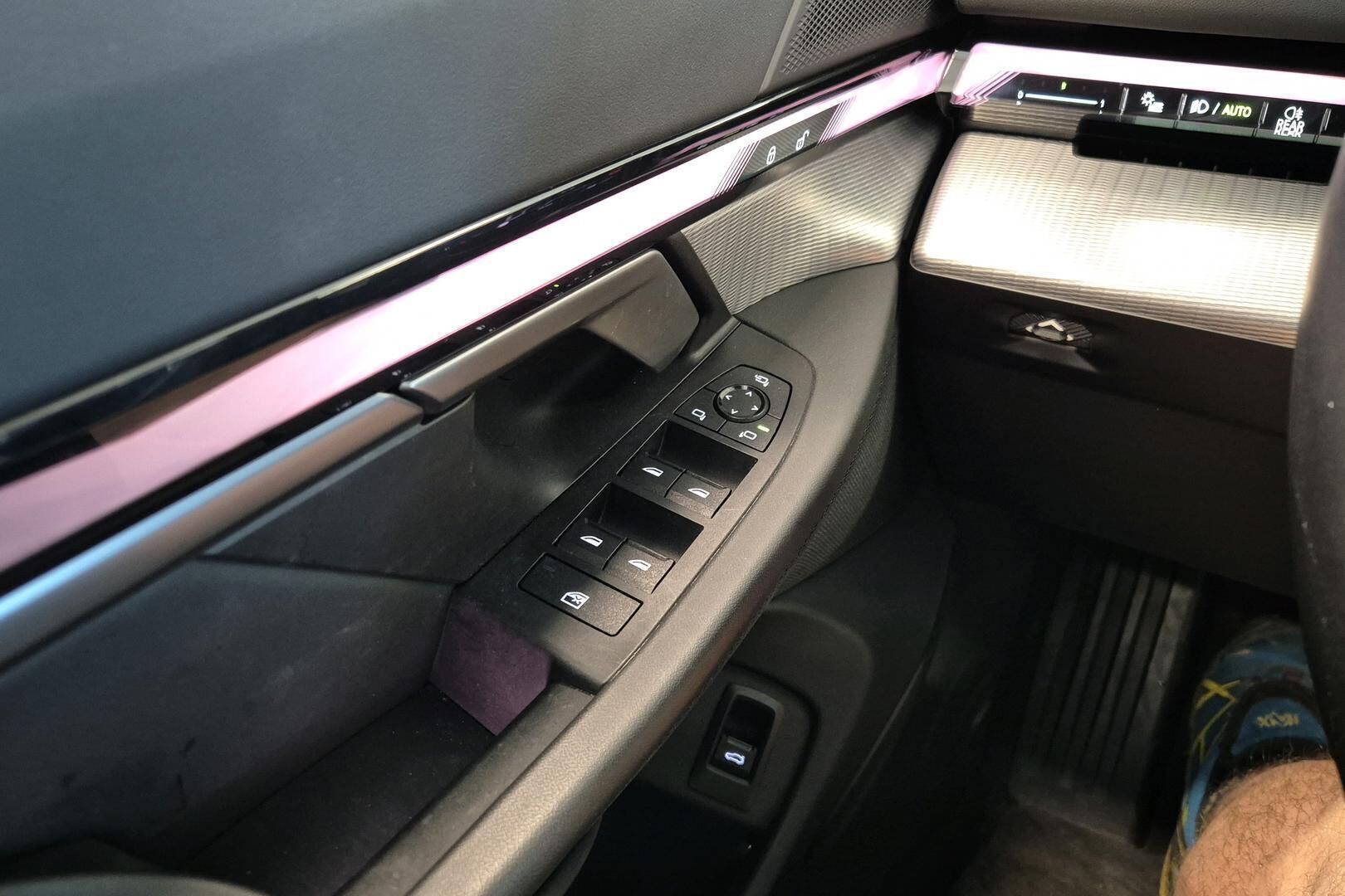BMW I5 iso kuva 20