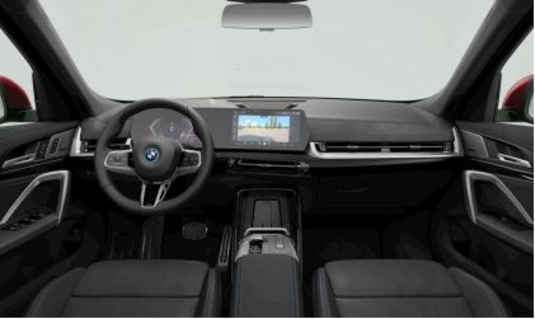 BMW iX1 iso kuva 3