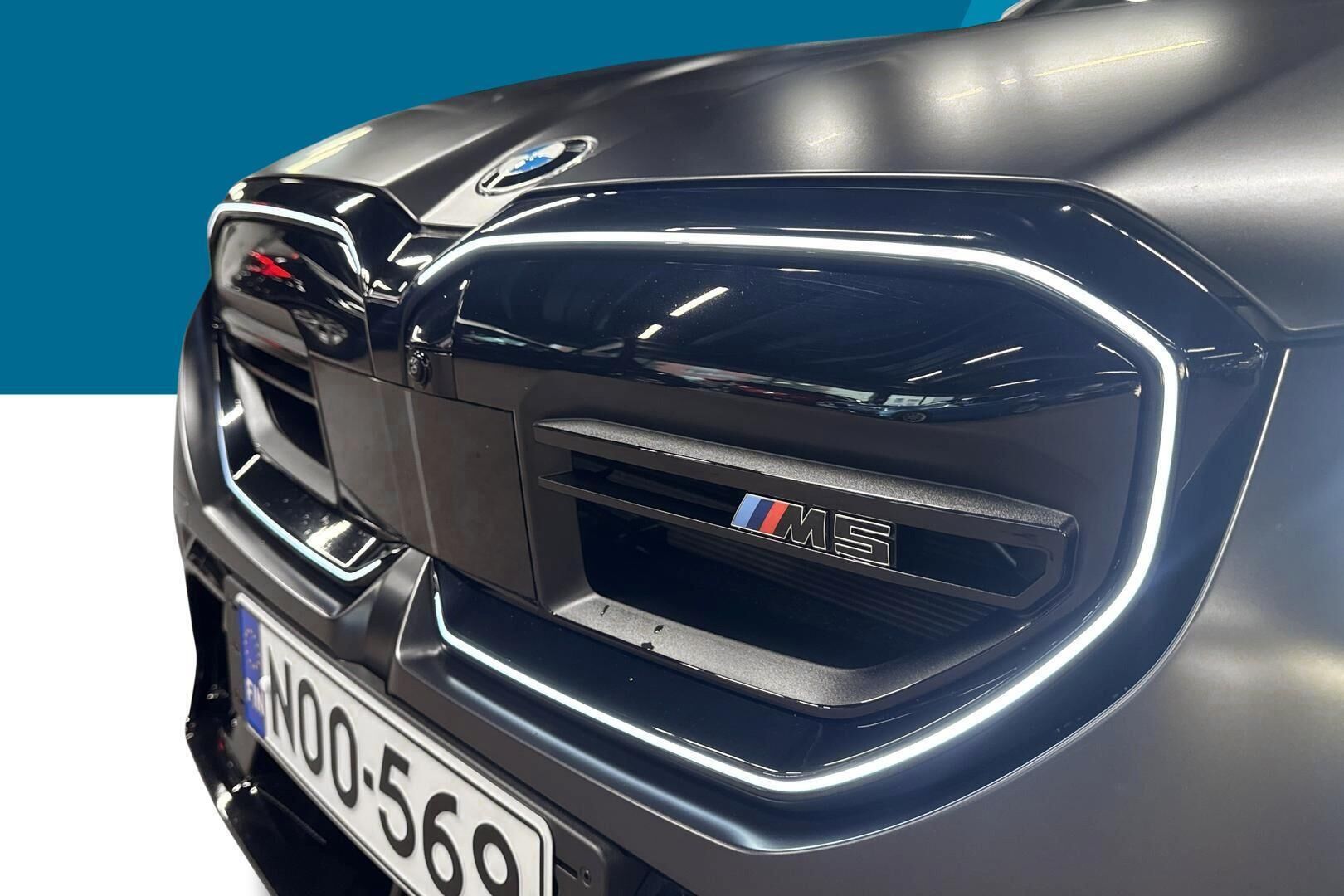 BMW M5 iso kuva 13