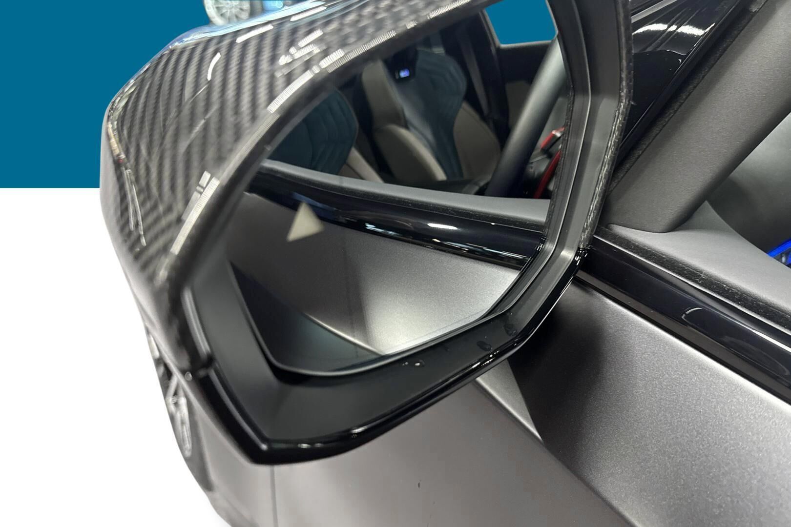BMW M5 iso kuva 16