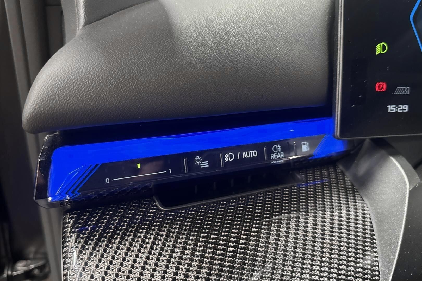 BMW M5 iso kuva 34